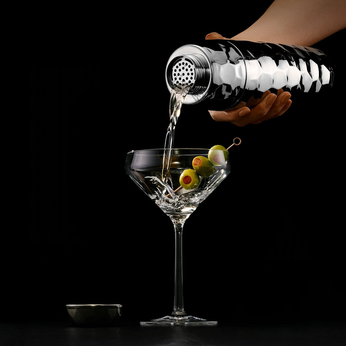 Cocktail Shaker, 25 oz (Chrome)