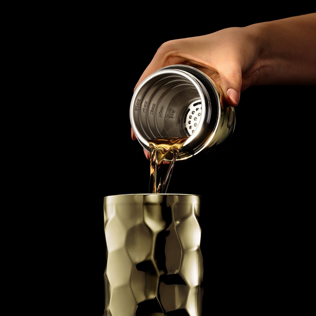 Cocktail Shaker, 25 oz (Gold)