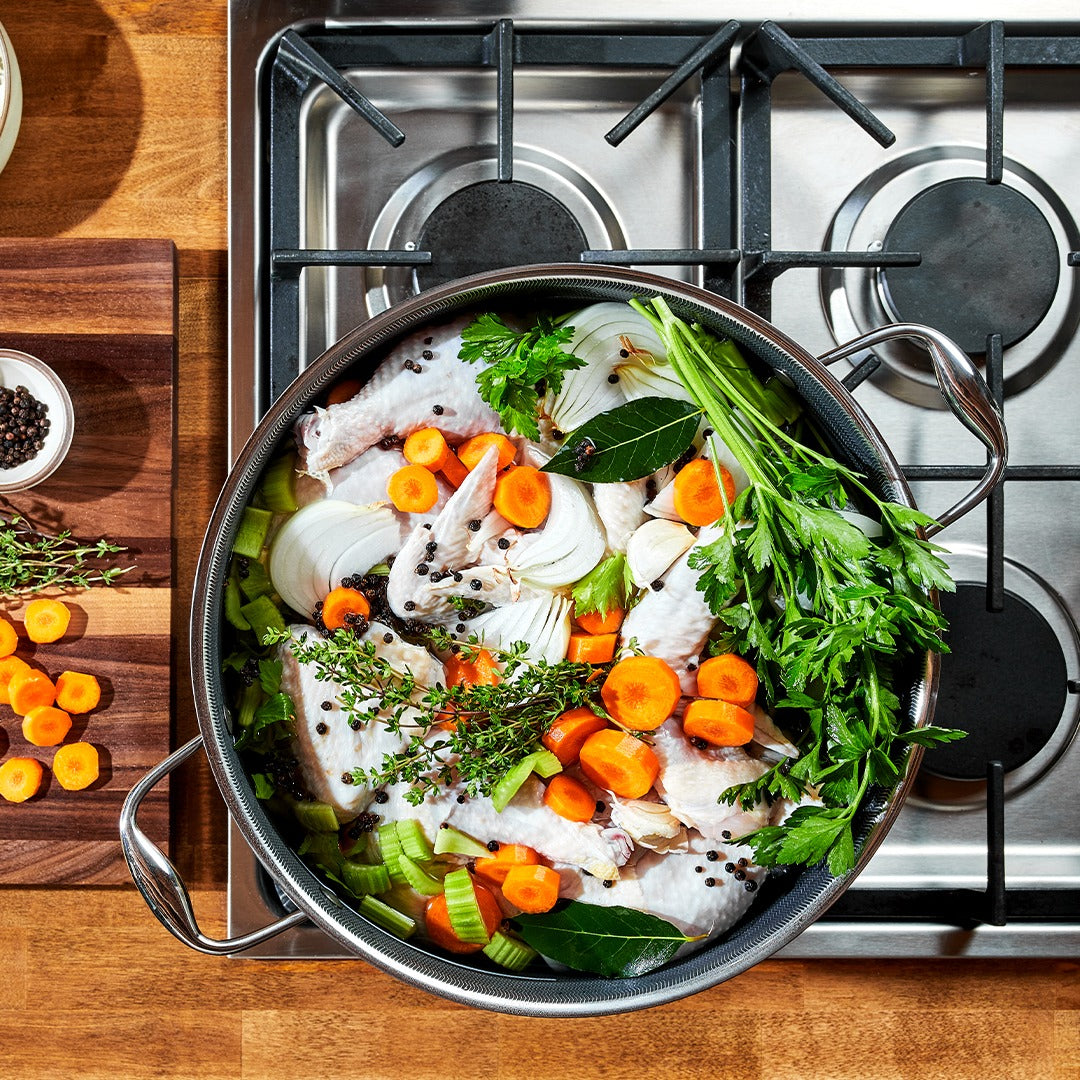Hybrid Stock Pot with Lid, 12-Qt