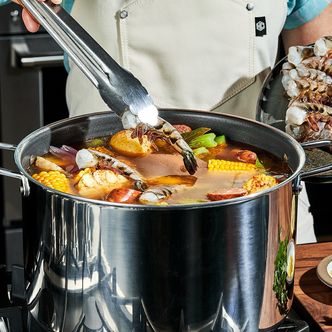 Hybrid Stock Pot with Lid, 12-Qt