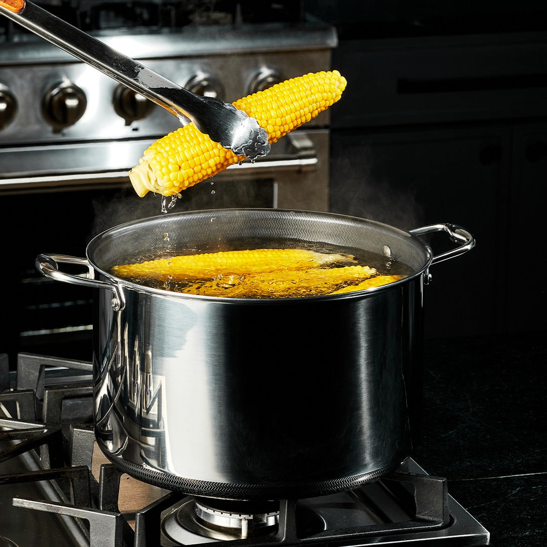 Hybrid Stock Pot with Lid, 12-Qt